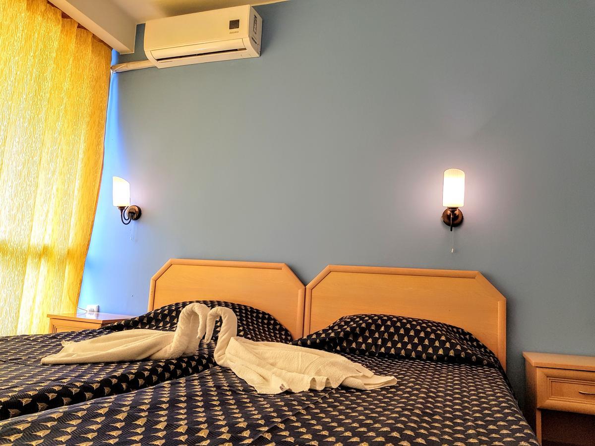 Continental Blu Hotel Sunny Beach Quarto foto